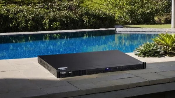 联想ThinkSystem SR650 V4深度评测：谁是企业级首选